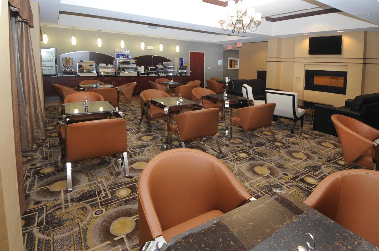 Holiday Inn Express Somerset By Ihg Екстериор снимка